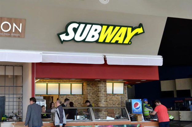 subway-firma-luminoasa-ingust